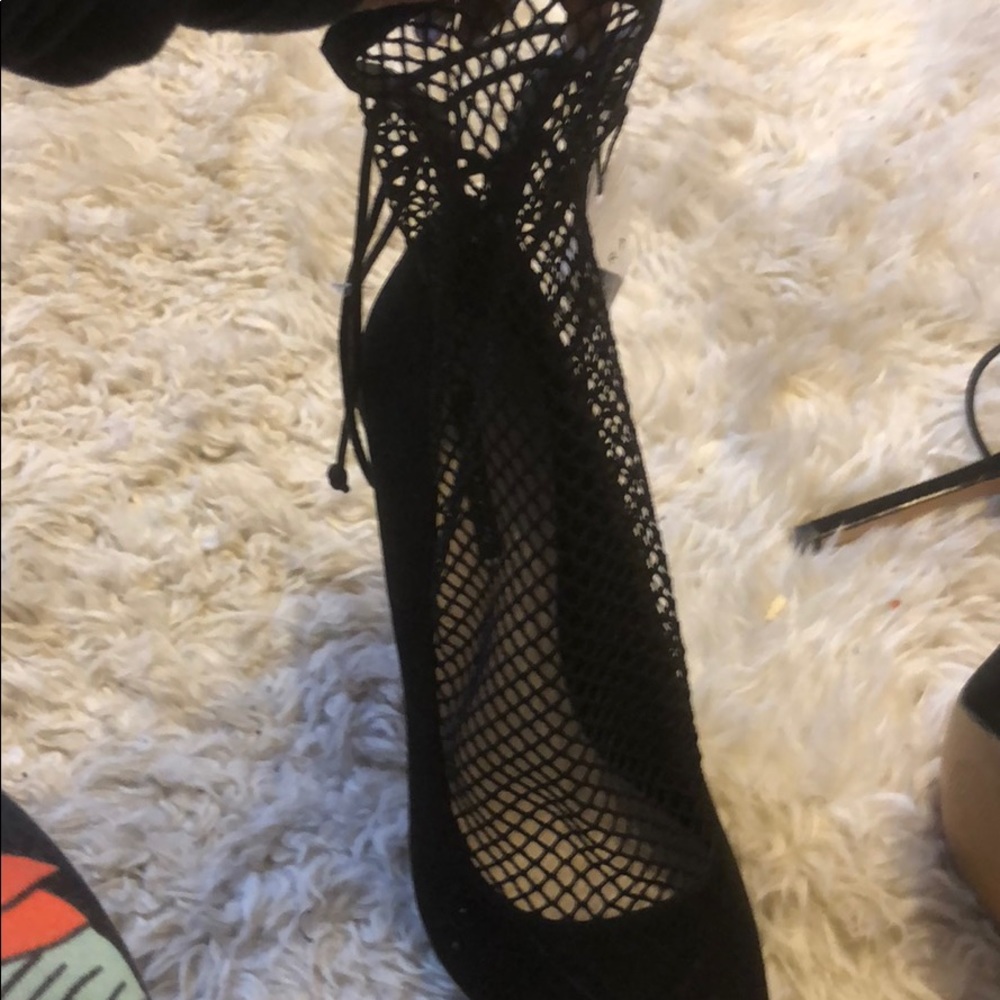 Zara Basic Black Pumps - image 6